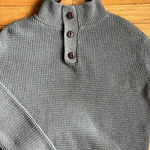 Gray Gap cable knit button up sweater